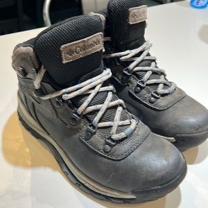 Columbia Hiking shoes